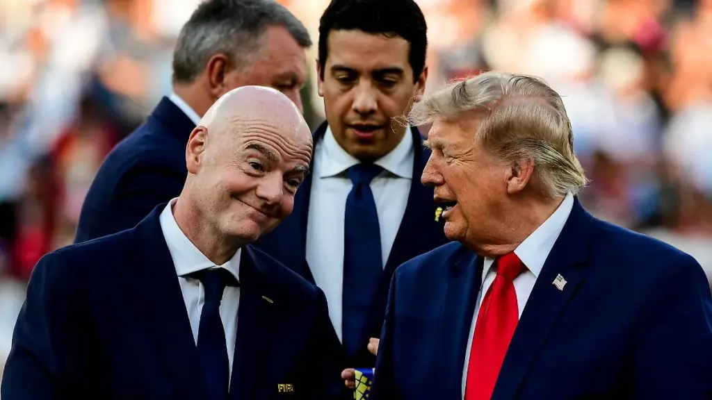 Zürich | Infantino weist WM-Kritik zurück: «Welt braucht Liebe»